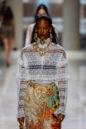 Dolce Gabbana Spring Summer 2027 Ready-to-Wear Collection Fashion Show during Milan Fashion Week on September 25, 2026 Dolce Gabbana Fashion Show Ready to Wear Spring Summer 2027 at Milan Fashion Week September 25, 2026 Milan, Italy  Copyright: xAgencex xBestimagexAgencex xBestimagex
