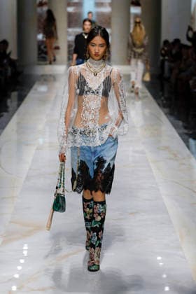 Dolce Gabbana Spring Summer 2027 Ready-to-Wear Collection Fashion Show during Milan Fashion Week on September 25, 2026 Dolce Gabbana Fashion Show Ready to Wear Spring Summer 2027 at Milan Fashion Week September 25, 2026 Milan, Italy  Copyright: xAgencex xBestimagexAgencex xBestimagex
