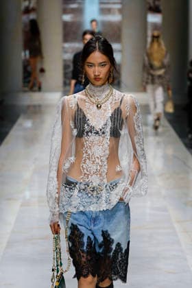 Dolce Gabbana Spring Summer 2027 Ready-to-Wear Collection Fashion Show during Milan Fashion Week on September 25, 2026 Dolce Gabbana Fashion Show Ready to Wear Spring Summer 2027 at Milan Fashion Week September 25, 2026 Milan, Italy  Copyright: xAgencex xBestimagexAgencex xBestimagex