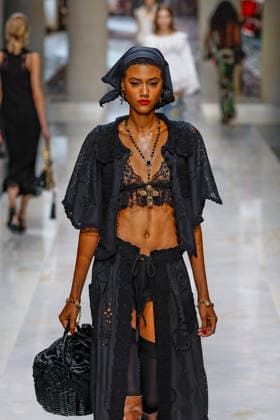 Dolce Gabbana Spring Summer 2027 Ready-to-Wear Collection Fashion Show during Milan Fashion Week on September 25, 2026 Dolce Gabbana Fashion Show Ready to Wear Spring Summer 2027 at Milan Fashion Week September 25, 2026 Milan, Italy  Copyright: xAgencex xBestimagexAgencex xBestimagex