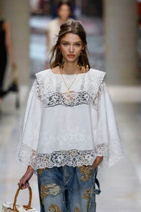 Dolce Gabbana Spring Summer 2027 Ready-to-Wear Collection Fashion Show during Milan Fashion Week on September 25, 2026 Dolce Gabbana Fashion Show Ready to Wear Spring Summer 2027 at Milan Fashion Week September 25, 2026 Milan, Italy  Copyright: xAgencex xBestimagexAgencex xBestimagex