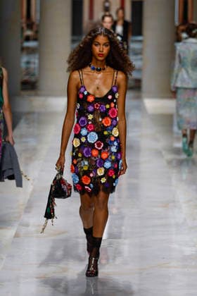 Dolce Gabbana Spring Summer 2027 Ready-to-Wear Collection Fashion Show during Milan Fashion Week on September 25, 2026 Dolce Gabbana Fashion Show Ready to Wear Spring Summer 2027 at Milan Fashion Week September 25, 2026 Milan, Italy  Copyright: xAgencex xBestimagexAgencex xBestimagex