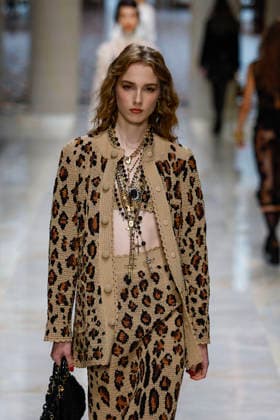 Dolce Gabbana Spring Summer 2027 Ready-to-Wear Collection Fashion Show during Milan Fashion Week on September 25, 2026 Dolce Gabbana Fashion Show Ready to Wear Spring Summer 2027 at Milan Fashion Week September 25, 2026 Milan, Italy  Copyright: xAgencex xBestimagexAgencex xBestimagex