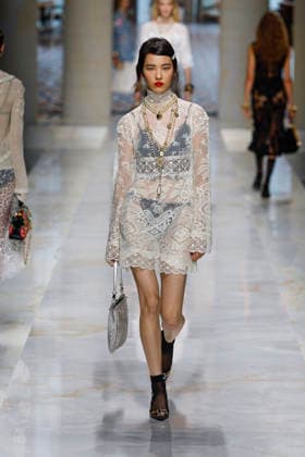 Dolce Gabbana Spring Summer 2027 Ready-to-Wear Collection Fashion Show during Milan Fashion Week on September 25, 2026 Dolce Gabbana Fashion Show Ready to Wear Spring Summer 2027 at Milan Fashion Week September 25, 2026 Milan, Italy  Copyright: xAgencex xBestimagexAgencex xBestimagex