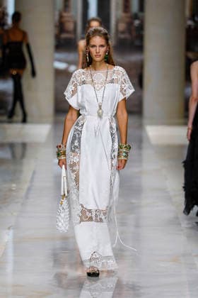Dolce Gabbana Spring Summer 2027 Ready-to-Wear Collection Fashion Show during Milan Fashion Week on September 25, 2026 Dolce Gabbana Fashion Show Ready to Wear Spring Summer 2027 at Milan Fashion Week September 25, 2026 Milan, Italy  Copyright: xAgencex xBestimagexAgencex xBestimagex
