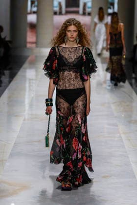 Dolce Gabbana Spring Summer 2027 Ready-to-Wear Collection Fashion Show during Milan Fashion Week on September 25, 2026 Dolce Gabbana Fashion Show Ready to Wear Spring Summer 2027 at Milan Fashion Week September 25, 2026 Milan, Italy  Copyright: xAgencex xBestimagexAgencex xBestimagex