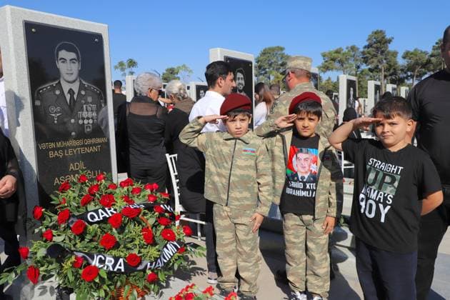 Commemoration ceremony in Baku on the sixth anniversary of the Second Karabakh War BAKU, AZERBAIJAN - SEPTEMBER 27: People attend commemoration ceremony for the Azerbaijani soldiers who lost their lives in 2nd Karabakh War, during the 6th anniversary of the Karabakh Victory Day at the Military Martyrs’ Cemetery in Baku, Azerbaijan on September 27, 2026. Resul Rehimov Anadolu Baku Azerbaijan. Editorial use only. Please get in touch for any other usage.  Copyright: x2026xAnadoluxResulxRehimovx