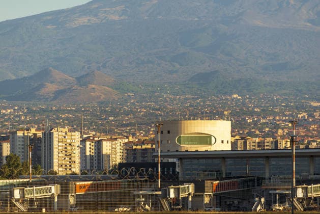 Etna volcano ash emissions halt flights at Catania Airport CATANIA, ITALY - SEPTEMBER 27: Mount Etna emits volcanic ash from its North-East Crater as volcanic activity disrupts air traffic at Catania-Fontanarossa International Airport in Catania, Sicily, Italy on September 27, 2026. The ash cloud has prompted restrictions on the airspace around the volcano, with flights at Catania airport suspended and some services cancelled, delayed or diverted to other airports in Sicily. Passengers have been advised to check their flight status with their airline before travelling to the airport. Salvatore Allegra Anadolu Catania Italy. Editorial use only. Please get in touch for any other usage.  Copyright: x2026xAnadoluxSalvatorexAllegrax
