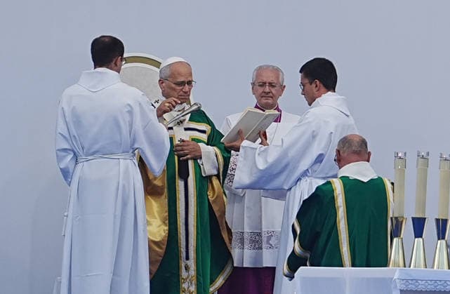 NEWS le Pape Leon XIV au Scanctuaire de Lourdes- - 27 09 2026 LOURDES, FRANCE SEPTEMBER 27: Pope Leo XIV during Mass at the Sanctuary of Lourdes. This trip marks the first visit by a pope to this European country since that of Benedict XVI in 2008.in Lourdes Photo: Laurent Lairys. LourdesFrance  Copyright: xLaurentxLairysx