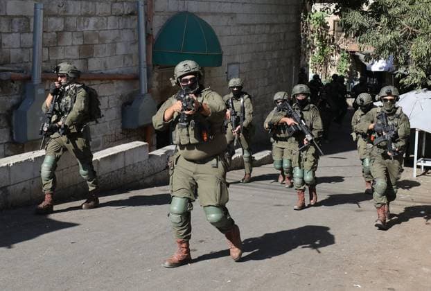 September 27, 2026, Nablus, Palestine, State of: NABLUS, OCCUPIED WEST BANK, SEPTEMBER 27, 2026: Israeli soldiers patrol the Old City of Nablus in the occupied West Bank. Nablus Palestine, State of - ZUMAq101 20260927_zna_q101_018 Copyright: xNedalxShtiehx