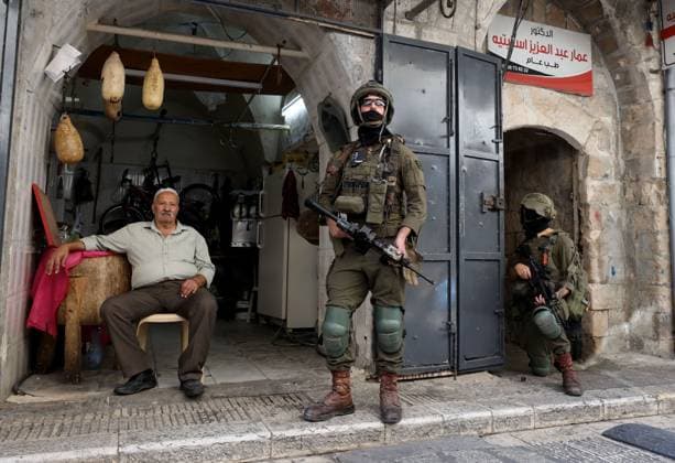 Israeli soldiers patrol Nablus Old City NABLUS, OCCUPIED WEST BANK, SEPTEMBER 27, 2026: Israeli soldiers patrol the Old City of Nablus in the occupied West Bank. NABLUS Palestine, State of Copyright: x xNedalxShtiehx xJNAxPressx