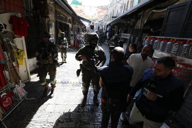 Israeli raid on Nablus NABLUS, WEST BANK, PALESTINE - SEPTEMBER 27: Israeli forces intervene against press members covering an Israeli military raid into the Old City of Nablus in West Bank, Palestine on September 27, 2026. Nedal Eshtayah Anadolu Nablus West Bank. Editorial use only. Please get in touch for any other usage.  Copyright: x2026xAnadoluxNedalxEshtayahx
