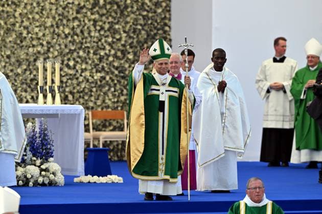 POPE LEON XIV S VISIT TO LOURDES PHOTOPQR LA DEPECHE DU MIDI LAURENT DARD LOURDES SEPTEMBER 27, 2026 DDM LAURENT DARD SECOND DAY OF POPE LEON XIV S VISIT TO LOURDES FROMTHE POPE’S WALK AND MASS ON THE MEADOW POPEMOBILE September 27, 2026, Lourdes, France Pope Leo XIV is on an apostolic visit to France from September 25 to 28, 2026 LOURDES HAUTES-PYRÉNÉES France  Copyright: xPHOTOPQR LAxDEPECHExDUxMIDI MAXPxLAURENTxDARDx 20260927DDM5155 20260927DDM5155
