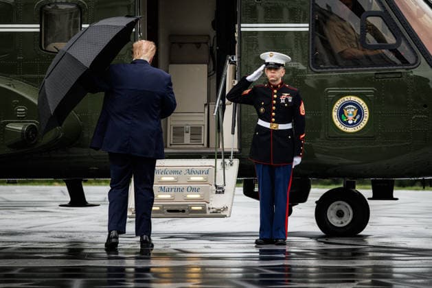 President Donald Trump boards Marine One on the new South Lawn helipad at the White House on Sunday, September 27, 2026 in Washington, DC. Trump is heading to Medinah, Illinois where he will be attending the PGA Tour President s Cup.  WAX202609278001 SamuelxCorum