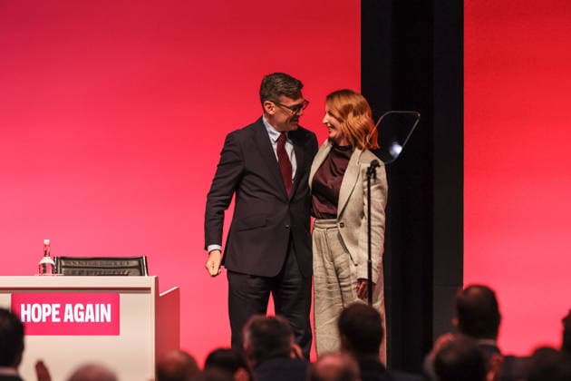 Labour Party Annual Conference 2026 Prime Minister of the United Kingdom Andy Burnham embraces First Secretary of State, Chancellor of the Duchy of Lancaster and Minister for the Cabinet Office Louise Haigh MP after her speach during the Labour Party Annual Conference 2026 at Convention Centre, Liverpool, United Kingdom on 27 September 2026 (Photo by Mark Cosgrove News Images) Liverpool Convention Centre Merseyside United Kingdom Copyright: xMarkxCosgrove NewsxImagesx