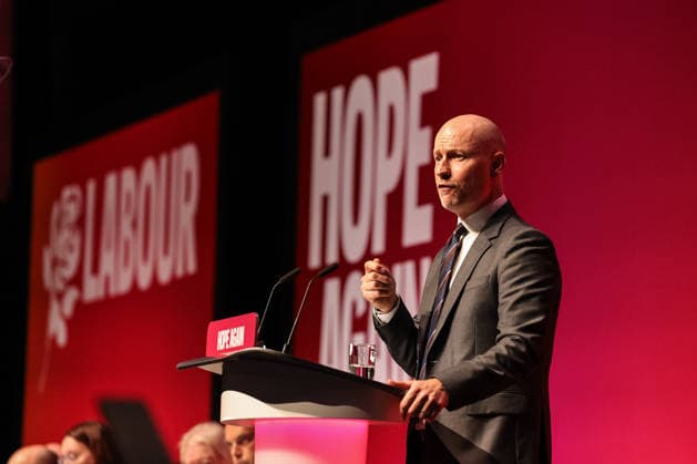 Labour Party Annual Conference 2026 Secretary of State for Wales Stephen Kinnock MP speaks during the Labour Party Annual Conference 2026 at Convention Centre, Liverpool, United Kingdom on 27 September 2026 (Photo by Mark Cosgrove News Images) Liverpool Convention Centre Merseyside United Kingdom Copyright: xMarkxCosgrove NewsxImagesx