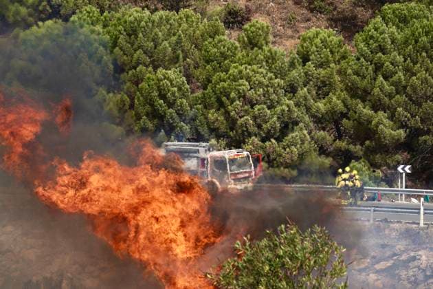 Wildfire in Igualeja, Málaga Images of the wildfire in Igualeja, Málaga September 27, 2026 Á Igualeja, Málaga Igualeja, Málaga, Spain  Copyright: xÃlexxZeax 7804312