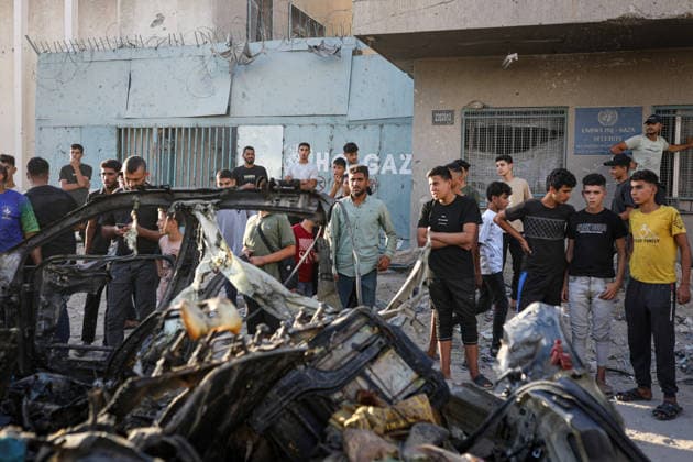 Palestinians Gather at Site of Israeli Strike in Gaza City Palestinians gather at the site of an Israeli airstrike that targeted a vehicle near al-Sinaa junction in Gaza City on September 27, 2026. The strike killed one Palestinian and wounded others, according to local sources. Photo by Bilal Osama apaimages Gaza city Gaza Strip Palestinian Territory 270926_Gaza_BO_01(17) Copyright: xapaimagesxBilalxOsamax xapaimagesx