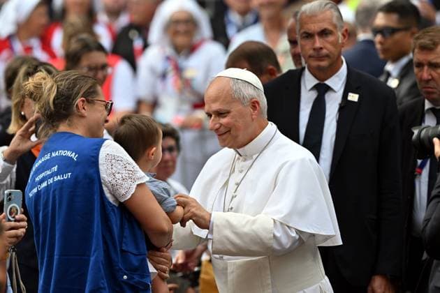 POPE S VISIT TO FRANCE PHOTOPQR LA DEPECHE DU MIDI LAURENT DARD LOURDES SEPTEMBER 27, 2026 DDM LAURENT DARD SECOND DAY OF POPE LEON XIV S VISIT TO LOURDES SPEECHES BEFORE THE SICK AND A STREET PARADE September 27, 2026, Lourdes, France Pope Leo XIV is on an apostolic visit to France from September 25 to 28, 2026 LOURDES HAUTES-PYRÉNÉES France  Copyright: xPHOTOPQR LAxDEPECHExDUxMIDI MAXPxLAURENTxDARDx 20260927DDM5858 20260927DDM5858
