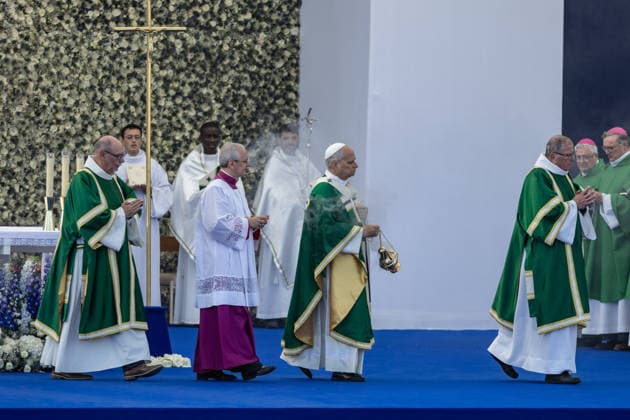 Visit to France of Pope Leo XIV - Mass at Lourdes Sanctuary MLG Pope Leo XIV celebrates Mass on the Prairie of the Sanctuary of Our Lady of Lourdes during his apostolic visit to France in Lourdes, France, on September 27, 2026. Photo by Margot Le Gonidec ABACAPRESS.COM Lourdes France  Copyright: xLexGonidecxMargot ABACAx