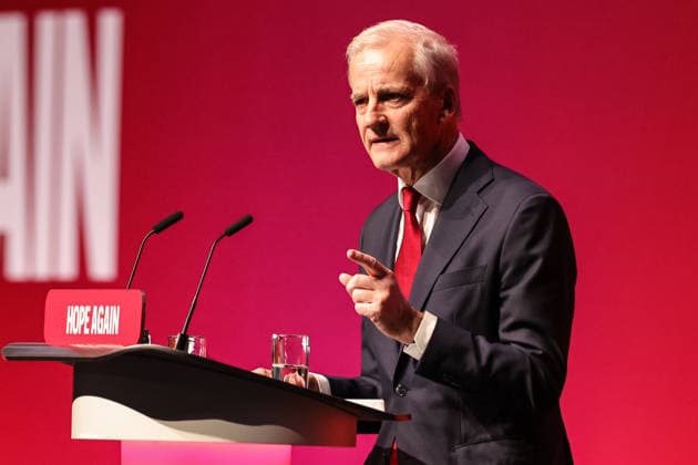 Labour Party Annual Conference 2026 Prime Minister of Norway Jonas Gahr Store speaks during the Labour Party Annual Conference 2026 at Convention Centre, Liverpool, United Kingdom on 27 September 2026 (Photo by Mark Cosgrove News Images) Liverpool Convention Centre Merseyside United Kingdom Copyright: xMarkxCosgrove NewsxImagesx
