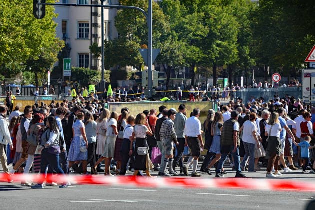 Germany world s largest beer festival Oktoberfest Attendees enter in the world s largest beer festival Oktoberfest in Munich, Germany, September 27th , 2026 . Photo by Davide Elias Copyright: xDavidexEliasx