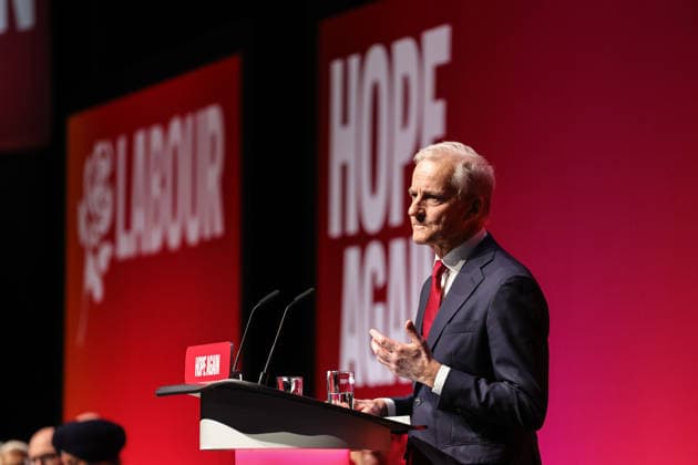 Labour Party Annual Conference 2026 Prime Minister of Norway Jonas Gahr Store speaks during the Labour Party Annual Conference 2026 at Convention Centre, Liverpool, United Kingdom on 27 September 2026 (Photo by Mark Cosgrove News Images) Liverpool Convention Centre Merseyside United Kingdom Copyright: xMarkxCosgrove NewsxImagesx