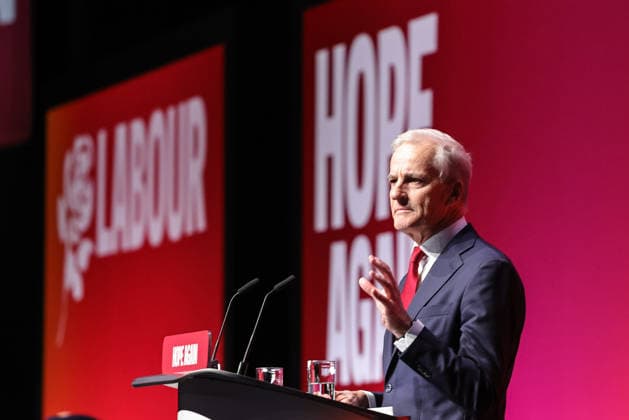 Labour Party Annual Conference 2026 Prime Minister of Norway Jonas Gahr Store speaks during the Labour Party Annual Conference 2026 at Convention Centre, Liverpool, United Kingdom on 27 September 2026 (Photo by Mark Cosgrove News Images) Liverpool Convention Centre Merseyside United Kingdom Copyright: xMarkxCosgrove NewsxImagesx