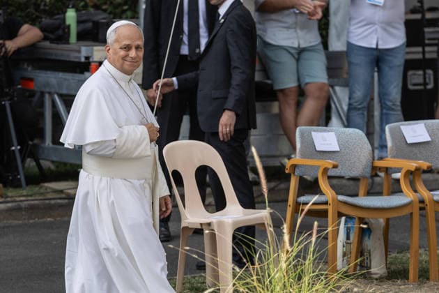 Visit to France of Pope Leo XIV - Meeting at Lourdes Sanctuary MLG Pope Leo XIV meets sick pilgrims and hospital workers at the Accueil Notre-Dame, a facility that welcomes and assists sick and disabled pilgrims visiting the Sanctuary of Our Lady of Lourdes, in Lourdes, France, on September 27, 2026. Photo by Margot Le Gonidec ABACAPRESS.COM Lourdes France  Copyright: xLexGonidecxMargot ABACAx