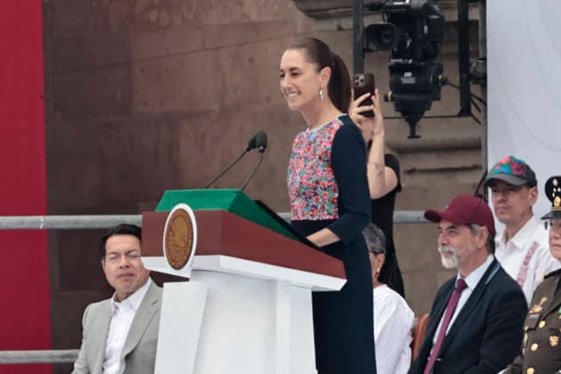 September 27, 2026, Mexico City, Cdmx, Mexico: The President of Mexico, CLAUDIA SHEIMBAUM closes before thousands of supporters in the Plaza de la Constitucio³n her tour Honestity and Results that went through the 32 States of the Republic; during the speech she talked about the progress and benefits that her government has had towards the population, first attending vulnerable groups with economic aid, improvements in the health sector, advances in technology, improvements in transport, increase in foreign investments, education, reduction of violence and homicides at the national level, greater security, all this with a humanistic approach. Within the speech he emphasized social justice, the democracy that prevails in the country, fre - ZUMAp204 20260927_zip_p204_013 Copyright: xJosuexPerezx
