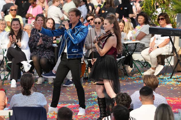ZDF Fernsehgarten 2026: The Dark Tenor feat. violinist Nina Sofie at the ZDF Fernsehgarten, themed Season Finale, on September 27, 2026, in Mainz, Rhineland-Palatinate, ZDF Fernsehgarten