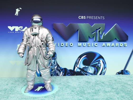 2026 MTV Video Music Awards Moonperson at the 2026 MTV Video Music Awards held at Peacock Theater at L.A. Live on September 27, 2026 in Los Angeles, California, United States. Los Angeles California United States Copyright: xXavierxCollin ImagexPressxAgencyx