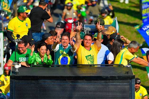 GOIÃ¢NIA, GO - 27.09.2026: CAMPANHA FLaVIO BOLSONARO GOIÃ¢NIA - Campaigning for candidate Flavio Bolsonaro this Sunday, the 27th, in Goiania, GO. x3021454x  MarcelloxDantas