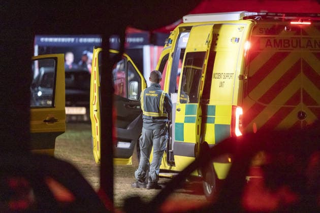 Counter-terror investigation after major incident declared at RAF Fairford FAIRFORD, UK - SEPTEMBER 27: Emergency services at the scene in Fairford, Gloucestershire, United Kingdom, after a major incident was declared on September 27, 2026. Five men have been arrested on suspicion of plotting a car bomb attack against RAF Fairford. The military base hosts US Air Force bombers involved in the conflict with Iran. Marcin Nowak Anadolu Fairford United Kingdom. Editorial use only. Please get in touch for any other usage.  Copyright: x2026xAnadoluxMarcinxNowakx
