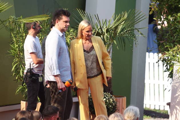 Lutz van der Horst and Janine Kunze on the ZDF TV show *Fernsehgarten Finalparty* at Lerchenberg in Mainz, September 27, 2026 Copyright: xAgenturxMatthiasxWehnertx xM.xGränzdörferx