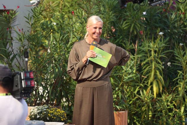 Andrea Kiewel on the TV show ZDF Fernsehgarten Final Party at Lerchenberg in Mainz, September 27, 2026 Copyright: xAgenturxMatthiasxWehnertx xM.xGränzdörferx