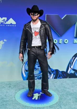 Orville Peck arrives on the red carpet at the 2026 MTV Video Music Awards VMA s at the Peacock Theater in Los Angeles on Sunday, September 27, 2026.  LAP20260927431 JIMxRUYMEN