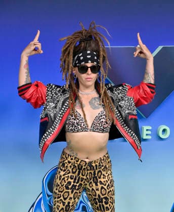 Jessica Golich arrives on the red carpet at the 2026 MTV Video Music Awards VMA s at the Peacock Theater in Los Angeles on Sunday, September 27, 2026.  LAP20260927412 JIMxRUYMEN