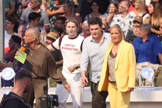 Andrea Kiewel, Vincent Gross, Lutz van der Horst, and Janine Kunze on the TV show ZDF Fernsehgarten Finalparty at Lerchenberg in Mainz, September 27, 2026 Copyright: xAgenturxMatthiasxWehnertx xM.xGränzdörferx