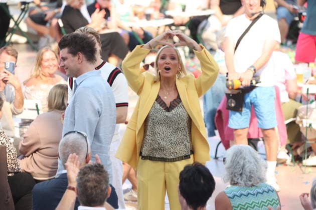 Janine Kunze on the ZDF TV show Fernsehgarten Finalparty at Lerchenberg in Mainz, September 27, 2026 Copyright: xAgenturxMatthiasxWehnertx xM.xGränzdörferx