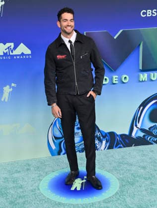 Jesse Solomon arrives on the red carpet at the 2026 MTV Video Music Awards VMA s at the Peacock Theater in Los Angeles on Sunday, September 27, 2026.  LAP20260927522 JIMxRUYMEN