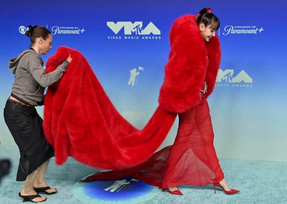 LISA arrives on the red carpet at the 2026 MTV Video Music Awards VMA s at the Peacock Theater in Los Angeles on Sunday, September 27, 2026.  LAP2026092748422 JIMxRUYMEN
