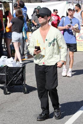 Celebrities spotted enjoying a leisurely Sunday at the local Farmers Market Featuring: Sasha Farber Where: Studio City, California, United States When: 27 Sep 2026 Credit: H2Y INSTARimages EDITORIAL USE ONLY. NOT FOR USE BY NEWSPAPERS BASED IN THE UK. Copyright: xx instar56065351