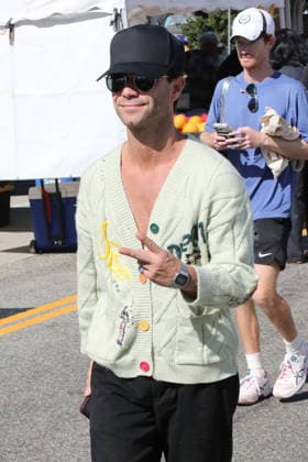 Celebrities spotted enjoying a leisurely Sunday at the local Farmers Market Featuring: Sasha Farber Where: Studio City, California, United States When: 27 Sep 2026 Credit: H2Y INSTARimages EDITORIAL USE ONLY. NOT FOR USE BY NEWSPAPERS BASED IN THE UK. Copyright: xx instar56065352
