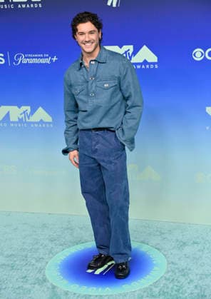 Belmont Cameli arrives on the red carpet at the 2026 MTV Video Music Awards VMA s at the Peacock Theater in Los Angeles on Sunday, September 27, 2026.  LAP20260927586 JIMxRUYMEN