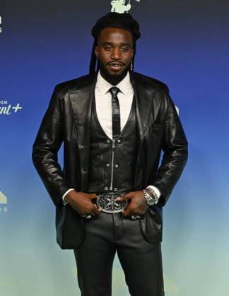 September 27, 2026, Los Angeles, California, USA: American singer SHABOOZEY, aka, Collins Obinna Chibueze, 31, attends the 2026 MTV Video Music Awards Ã¢â‚¬oeVMAsÃ¢â‚¬Â teal carpet. Los Angeles USA  - ZUMAb173 20260927_aap_b173_013 Copyright: xBillyxBennightx