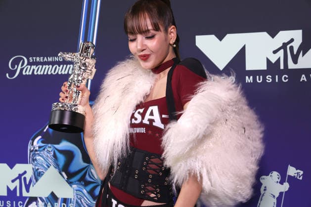 2026 MTV Video Music Awards (VMAs) - Press Room LISA, winner of the Best Pop award for Dream feat. Kentaro Sakaguchi, poses in the press room during the 2026 MTV Video Music Awards (VMAs) at Peacock Theater on September 27, 2026 in Los Angeles, California. Los Angeles Peacock Theater California United States Copyright: ximageSPACEx