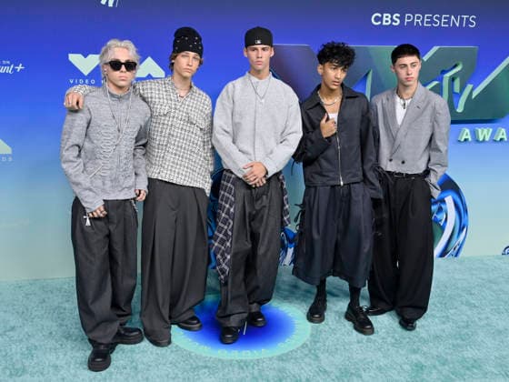 Tyler George, Recker Eans, Toby Green, Bryan Holden Chan and Caden Adamonis of JYT arrive on the red carpet at the 2026 MTV Video Music Awards VMA s at the Peacock Theater in Los Angeles on Sunday, September 27, 2026.  LAP20260927625 JIMxRUYMEN