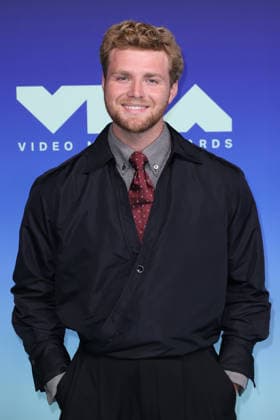 2026 MTV VMA Video Music Awards, Arrivals Alex Warren attends the 2026 MTV Video Music Awards at Peacock Theater on September 07, 2025 in Los Angeles, California. Photo by: C Flanigan imageSPACE Los Angeles Peacock Theater California USA Copyright: xCxFlaniganx