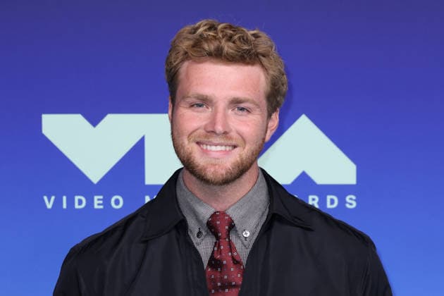 2026 MTV VMA Video Music Awards, Arrivals Alex Warren attends the 2026 MTV Video Music Awards at Peacock Theater on September 07, 2025 in Los Angeles, California. Photo by: C Flanigan imageSPACE Los Angeles Peacock Theater California USA Copyright: xCxFlaniganx
